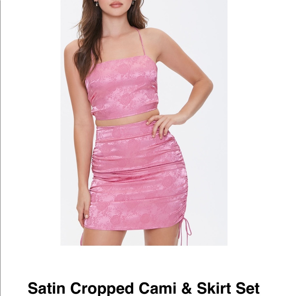 FOREVER21 Rose Cropped Cami & Skirt Set  (NWT)